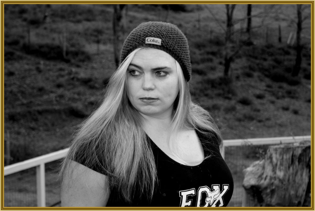 Photo 17928002 - Captured with Canon EOS 1000D