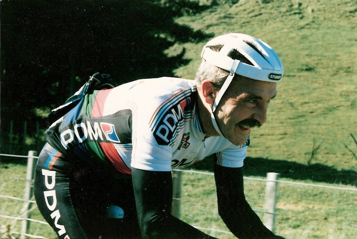 Photo 1988-may - Captured with HP pst2570