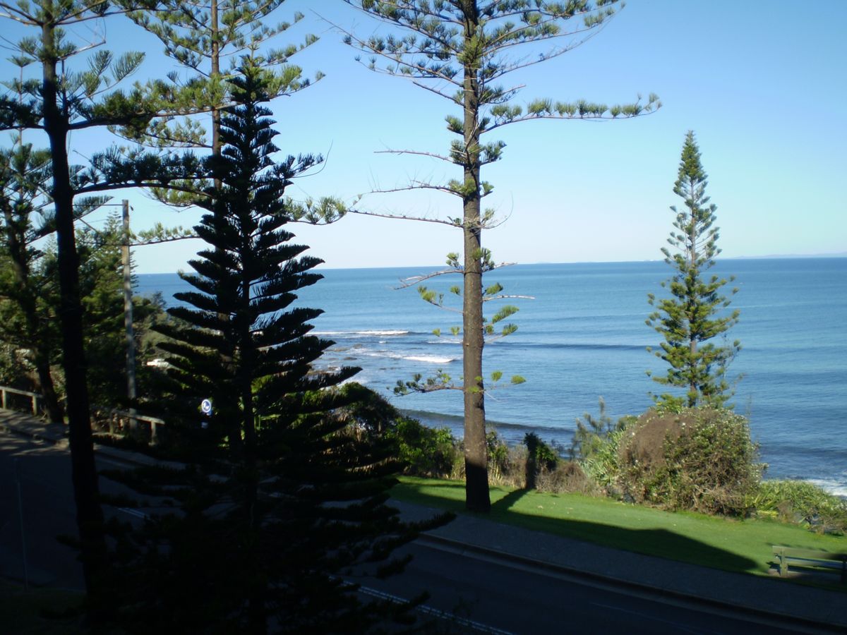 Photo 20120512 - Captured with FE210,X775